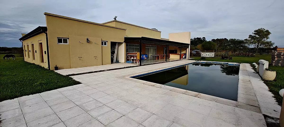 Venta de campos en Gualeguaychú,Campos ganaderos en venta Entre Ríos,Terrenos agrícolas en Gualeguaychú,Venta de campos mixtos en Entre Ríos,Oportunidades de inversión en tierras en Entre Ríos,Campos productivos en venta en Gualeguaychú,Inversiones rurales en Gualeguaychú,Venta de propiedades rurales en Entre Ríos,Terrenos para agricultura y ganadería en Gualeguaychú